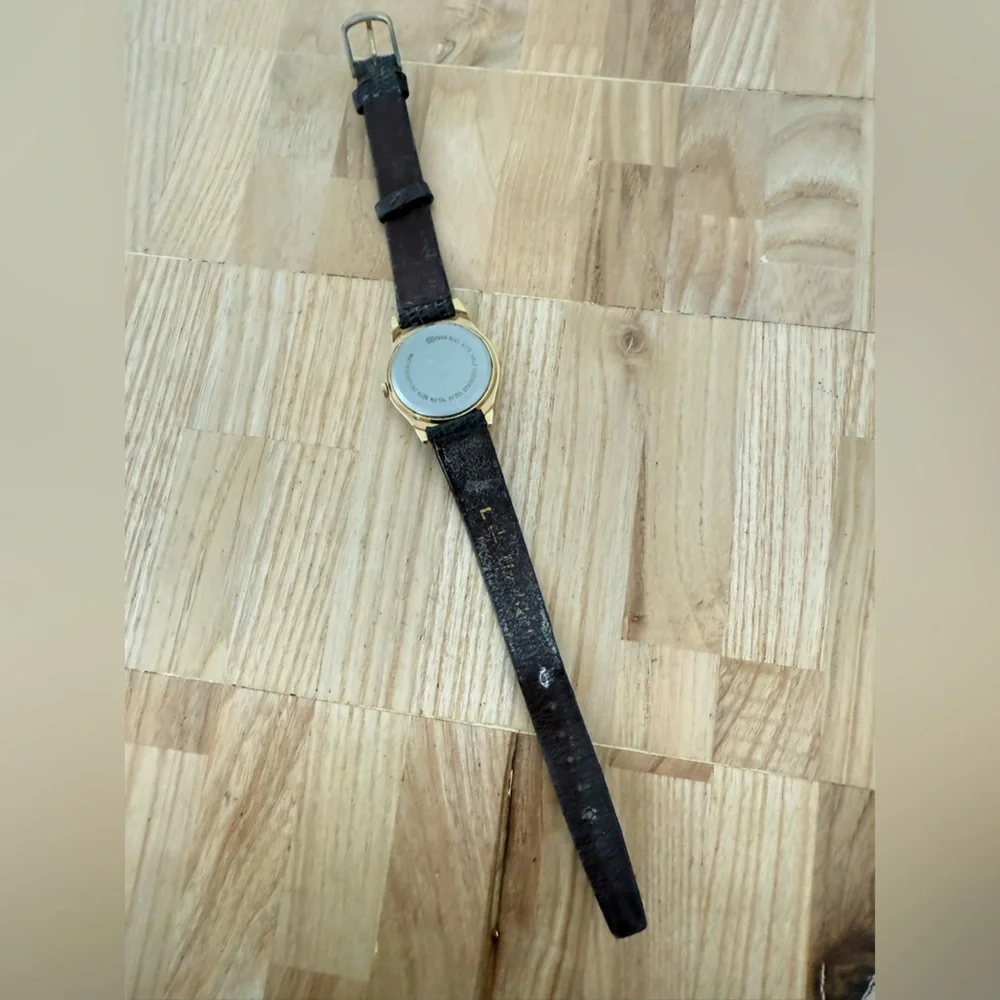 Vintage Lorus Disney Mickey Mouse ladies leather watch NEW BATTERY